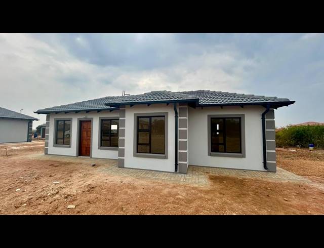 3 BEDROOM HOUSE FOR SALE IN THE ORCHARDS
